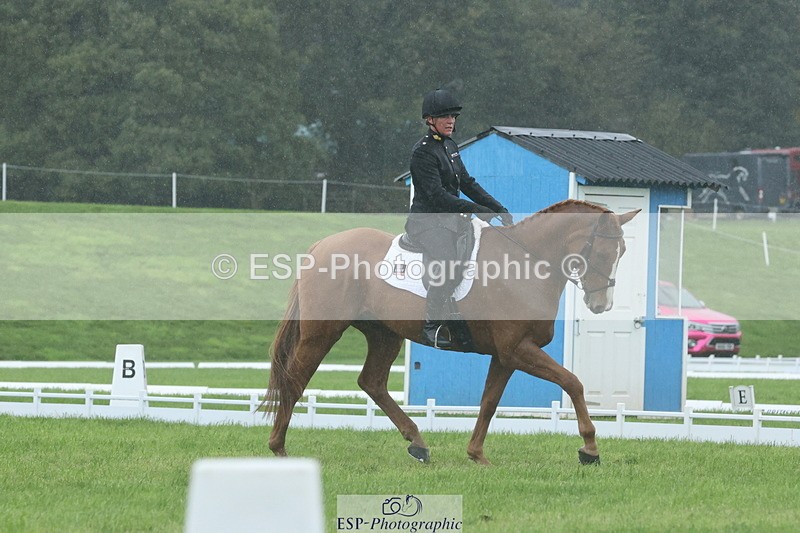 251023A-121145-03496 - D-321-Kirstie.Deakin-Main