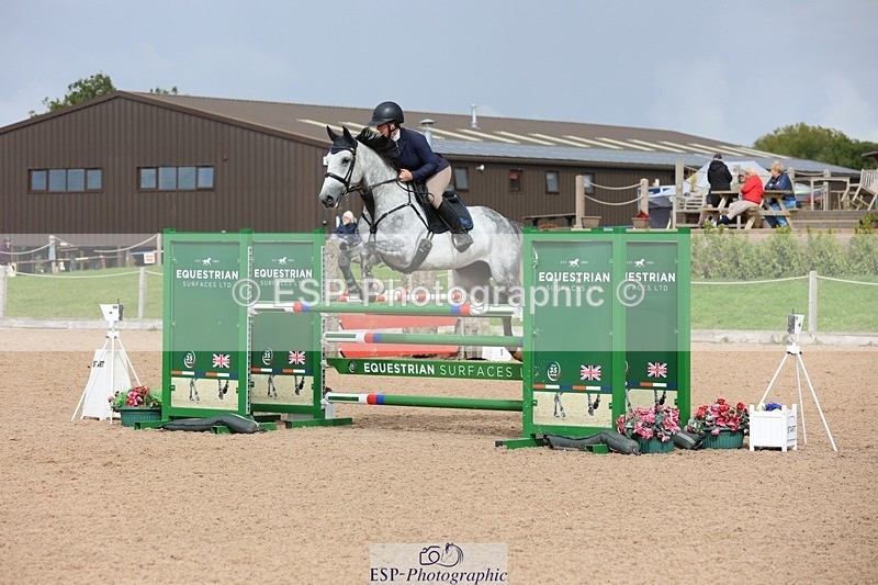 250911-112214-00942 - Cls 2 Snr Newcomers