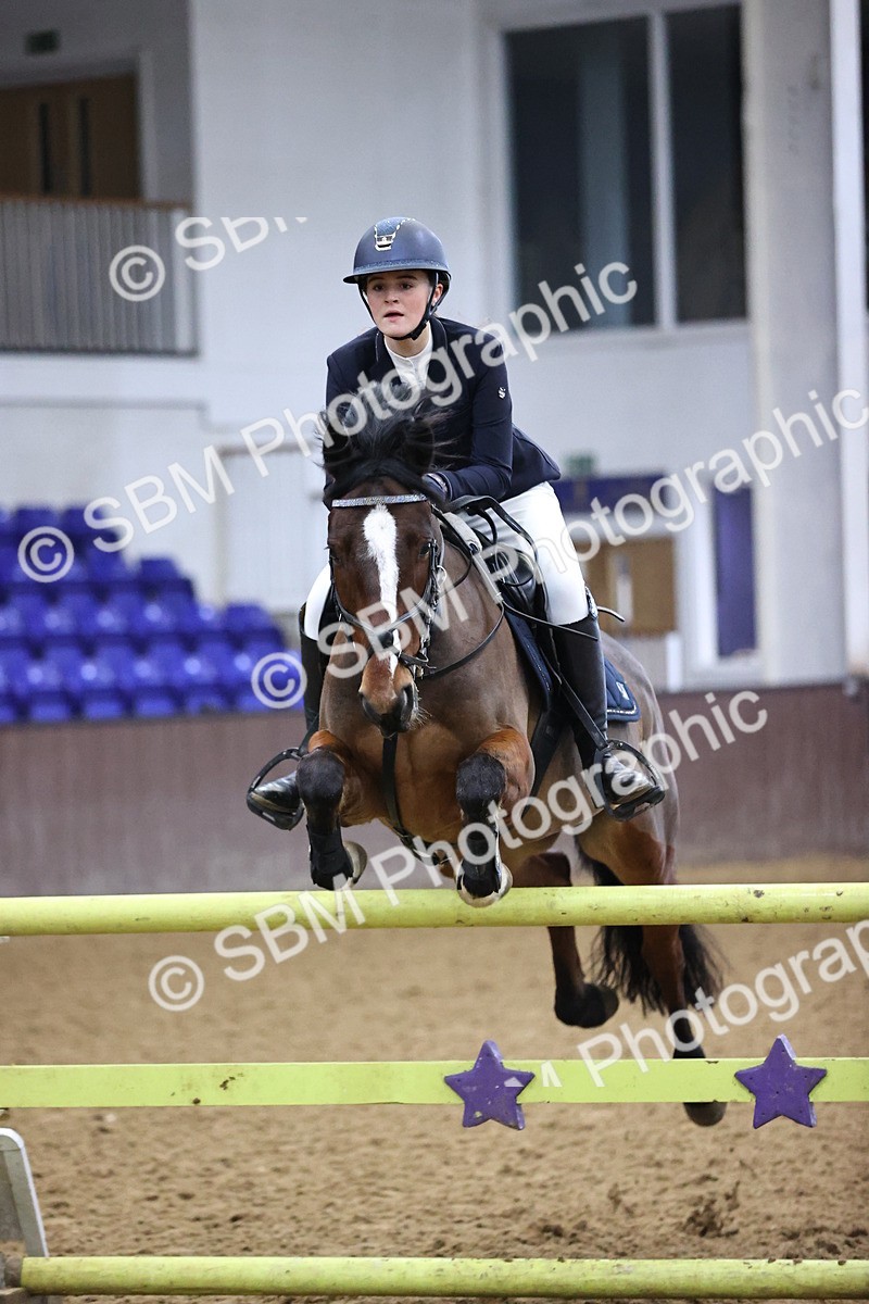 SBM_010353 - Class 12 - Blue Chip Pony Newcomers 1m Open both to Inc The Pony Restricted Rider Qualifier