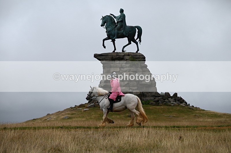 DSC_1793 - Time at Statue 12:13 to 12:32