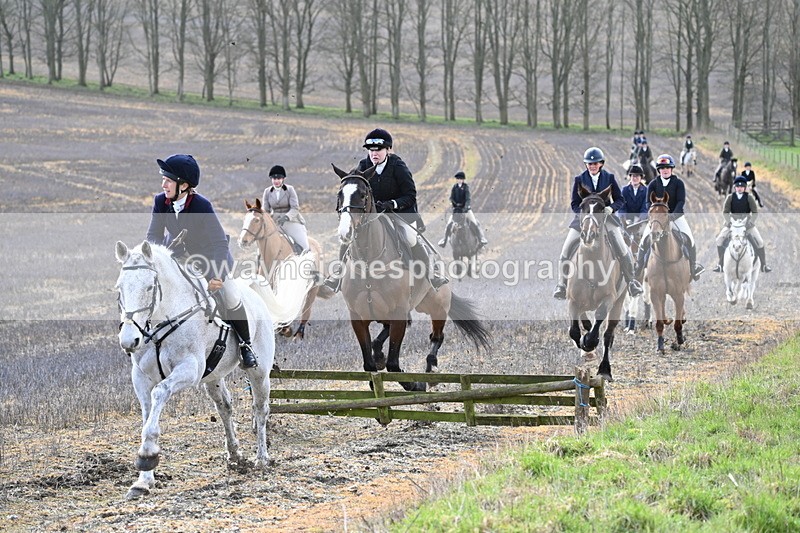 WJ6_8606 - Meet & Line One