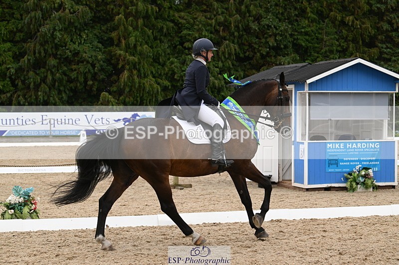 250719A-160955-08089 - Saturday Presentations