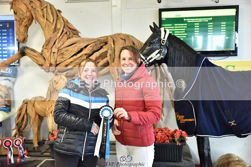 250215-131412-03657 - Medium Silver Presentations