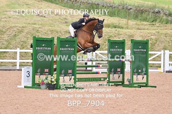 BPP_7904 - CLASS 16 FRI GFS Saddles Senior Newcomers/1.10m Open