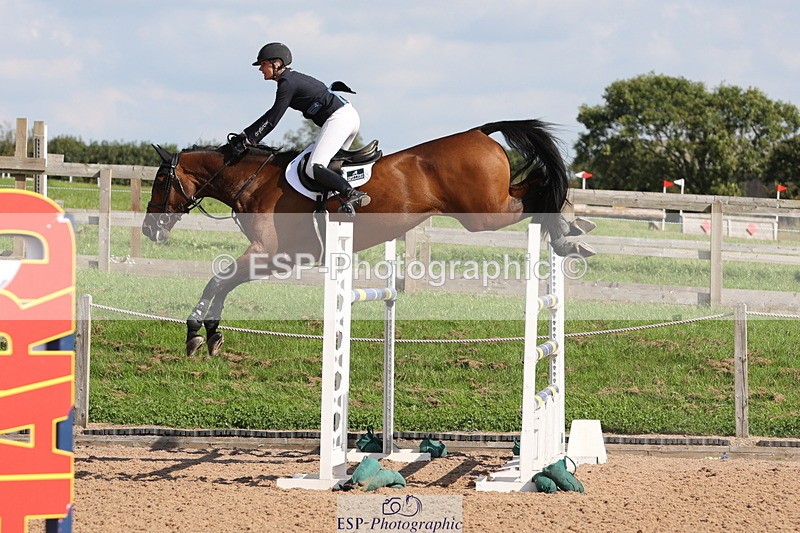 230915A-142716-02572 - Cls 5 National 1.40m