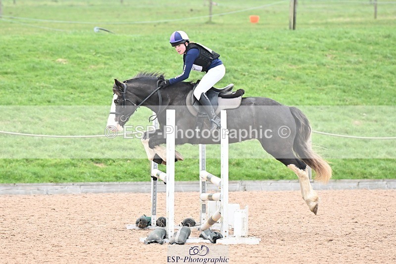 250118-105206-00516 - Cls 2 A&B 80cm 10.45 to 11.40