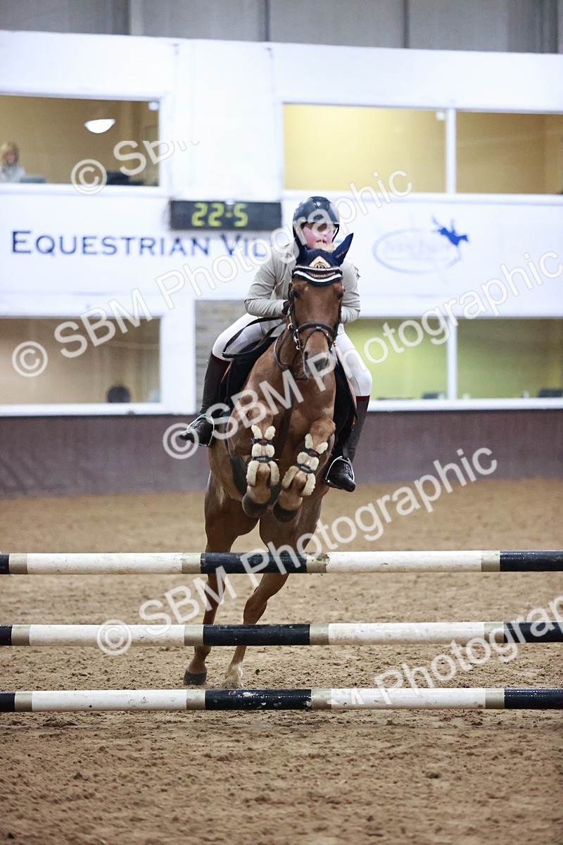 SBM_001686 - Class 9 - Pony Intro 75cm