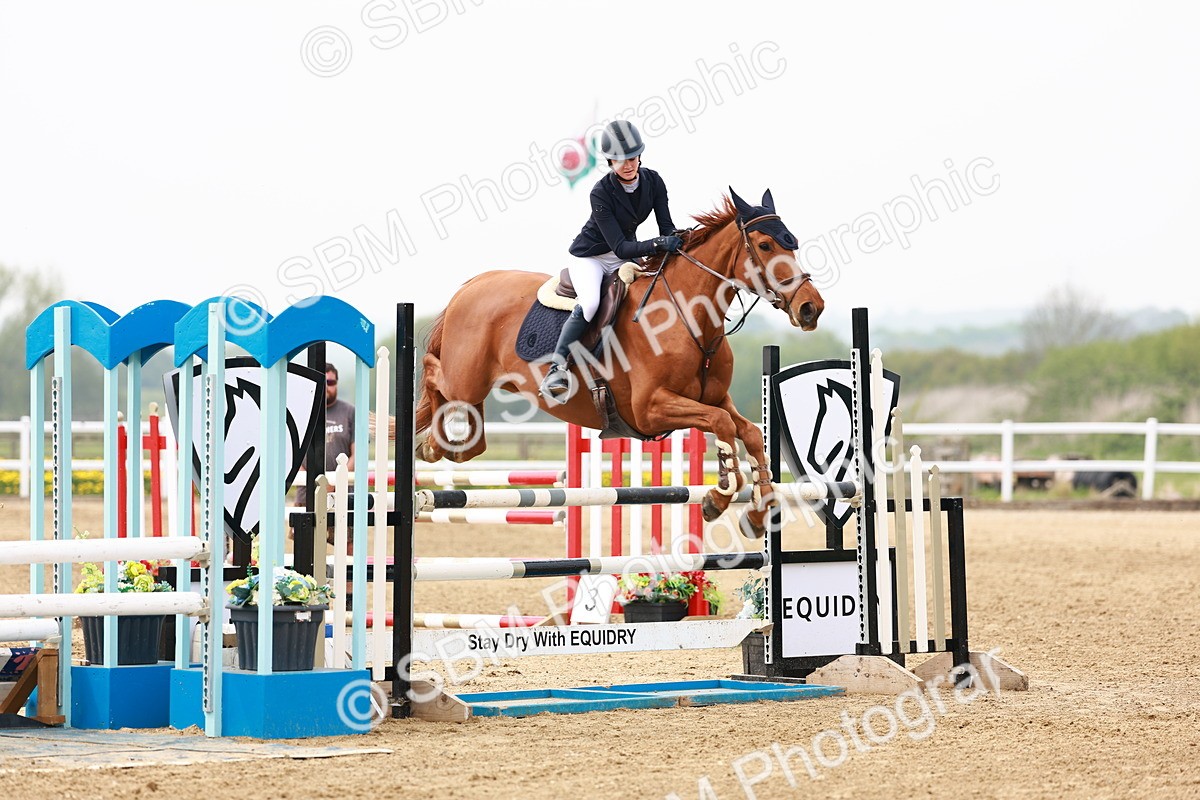  - Class 18 - Senior Newcomers - 1.10m