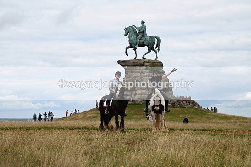 DSC_6621 - Time at Statue 12:45 to 13:15