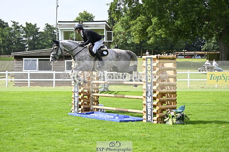 250613A-102141-00406 - Cls 1 Snr Newcomers and 1.10m Open