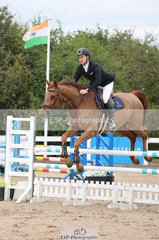 250508-112601-01596 - Cls 7 Snr Discovery and 1m Open