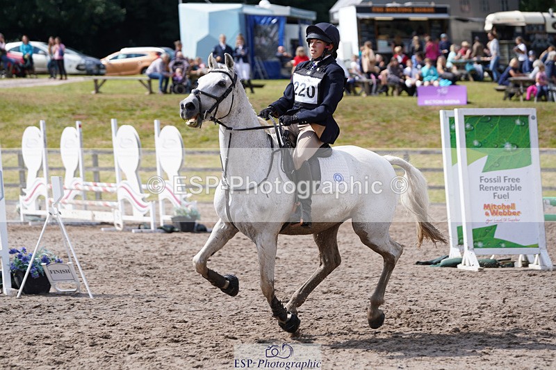 240824X-125626-27364 - 80cm Round 1 13.00 to 14.00