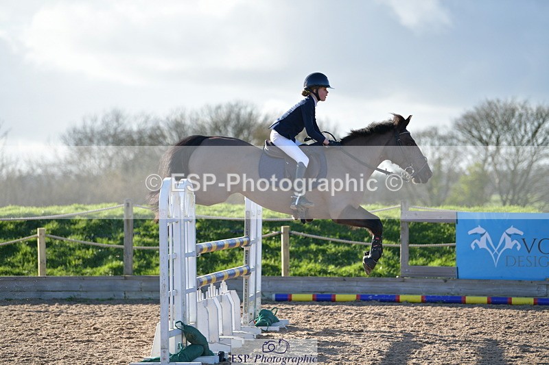 240211A-150827-03371 - Winter-Summer