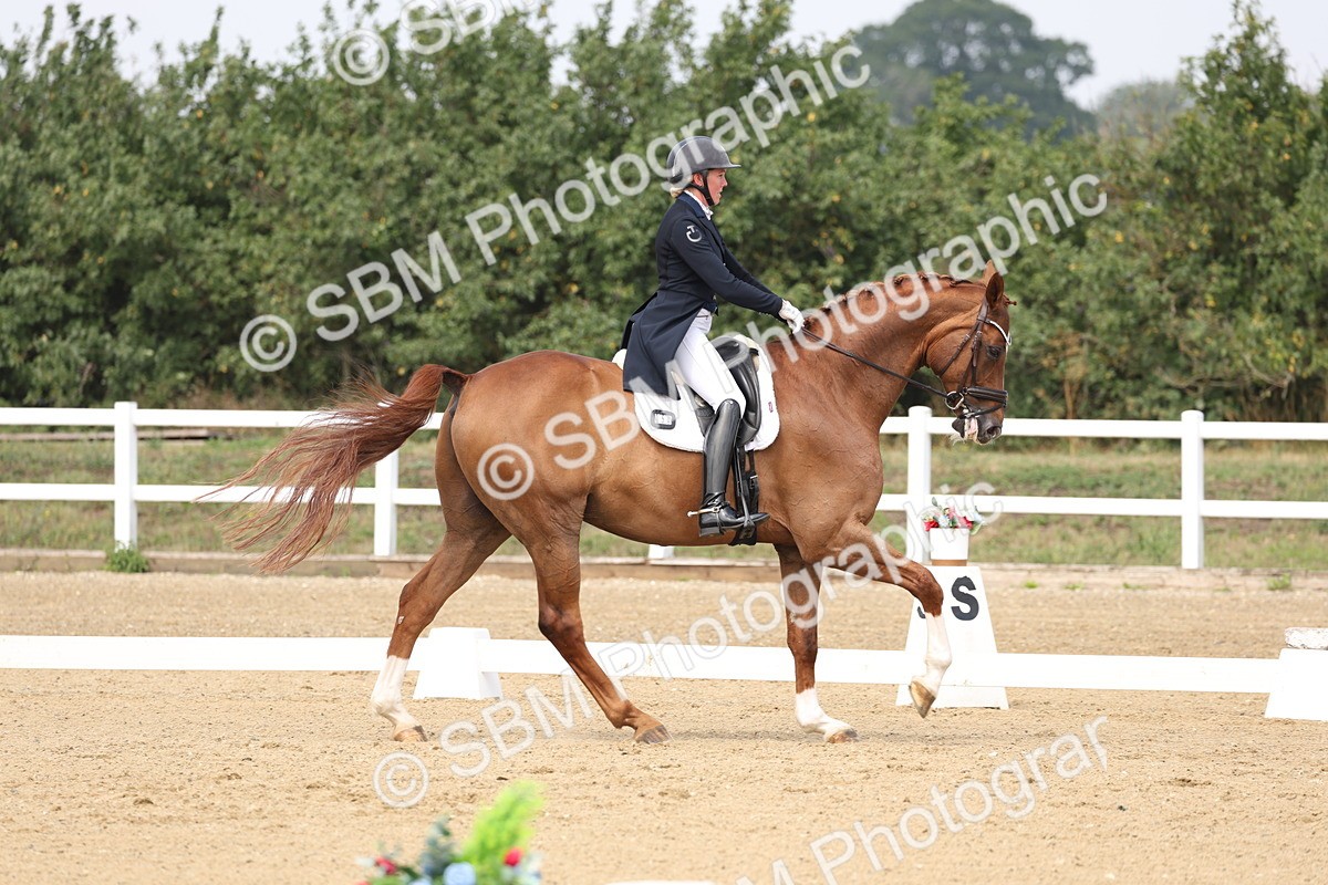 SBM_007217 - Class 9 - FEI INT I - 13.37-14.33