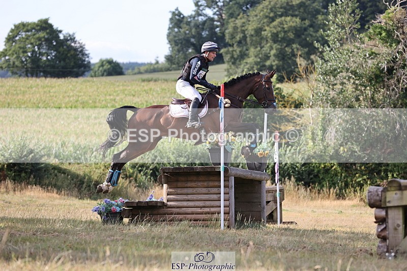 250802A-180735-09255 - H-357-Alexander.Bragg-SHANNONDALE.PHANTOM