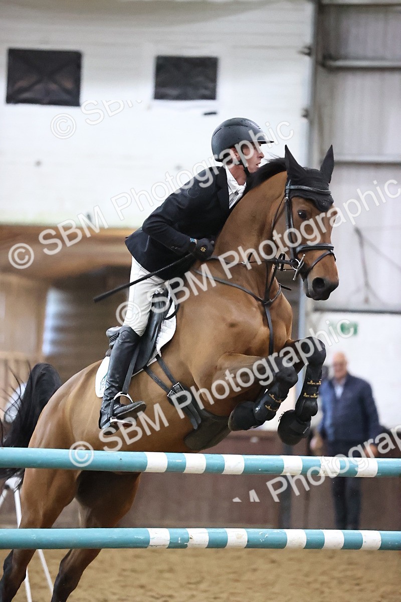 SBM_003930 - Class 12 - Senior Foxhunter 1.20m