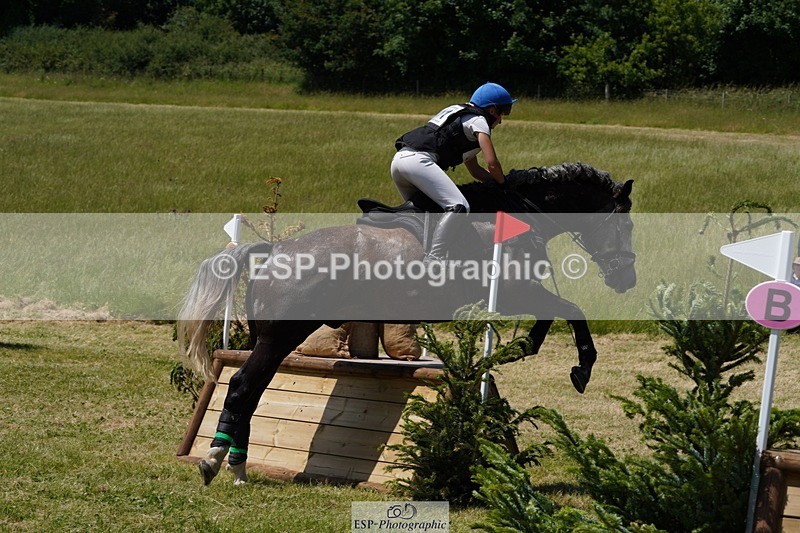 240629X-123336-2020 - 065-Chloe_Dunn-TOWERHILL_SHAMIE