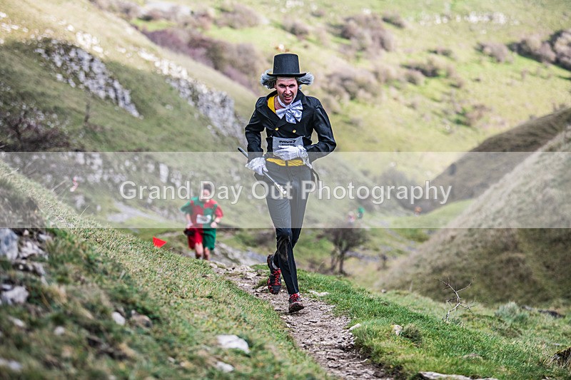Litton-347 - Litton Christmas Cracker Fell Race (Limestone Series) Sunday 14th December 2025