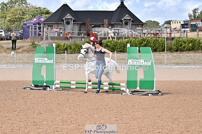 260804-152513-00093 - Clear Round