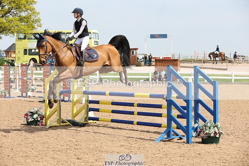 240510A-140926-07473 - Cls 17 1.05m National Am Quali