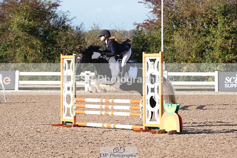 251025-110056-00101 - Cls 5 Pony British Novice and 80cm
