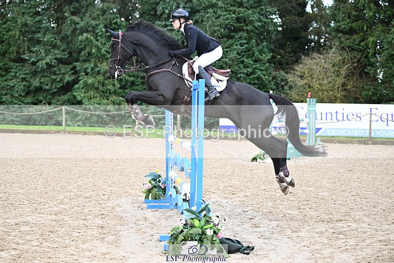 241025-093603-05099 - 132-Mollie.Summerland-MOJO