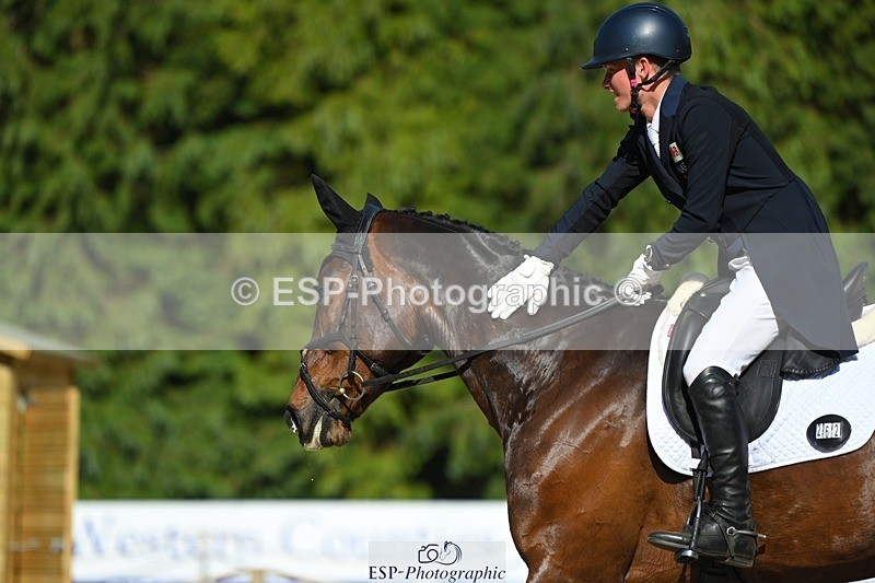 230526-172133-07587 - 262-TREAMBLE-Finn_Healy-WEDTrotUp+DR