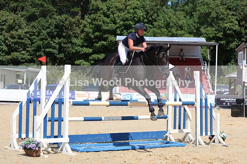 3E7A1692 - Class 8: Senior Newcomers/1.10m open