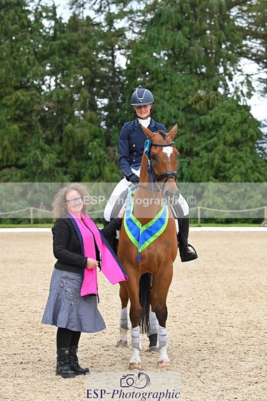 230813-162858-08313 - Medium Bronze Presentations