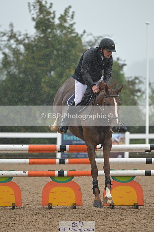 240925A-132237-00842 - Cls 4 Newcomers and 1.10m Open