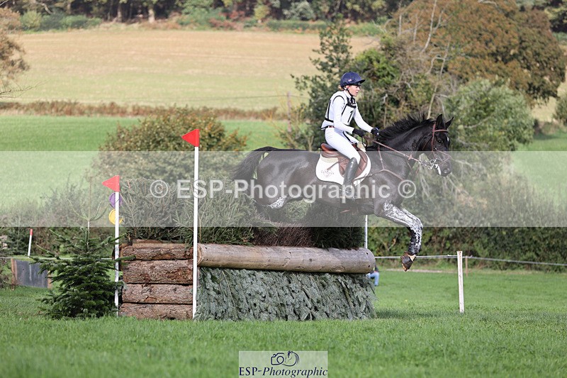 241025-130020-08201 - 132-Mollie.Summerland-MOJO