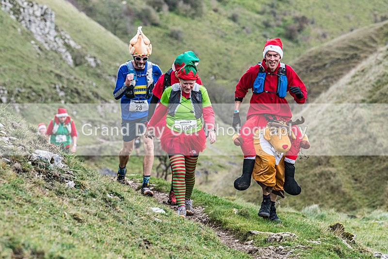 Litton-824 - Litton Christmas Cracker Fell Race (Limestone Series) Sunday 14th December 2025