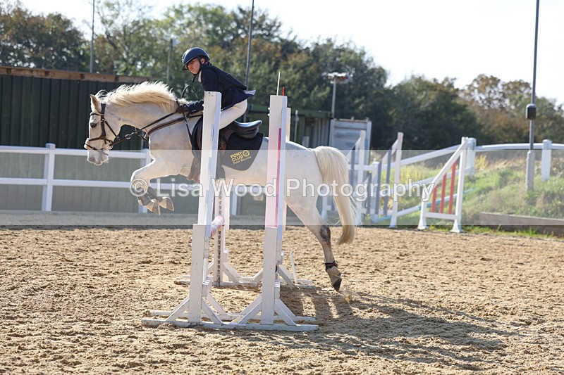 3E7A7878 - Class 4: 70cm open