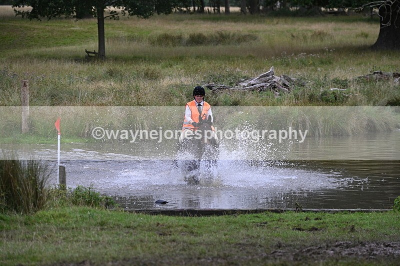 WJ7_5807 - Time at Water 14:54 to 15:14
