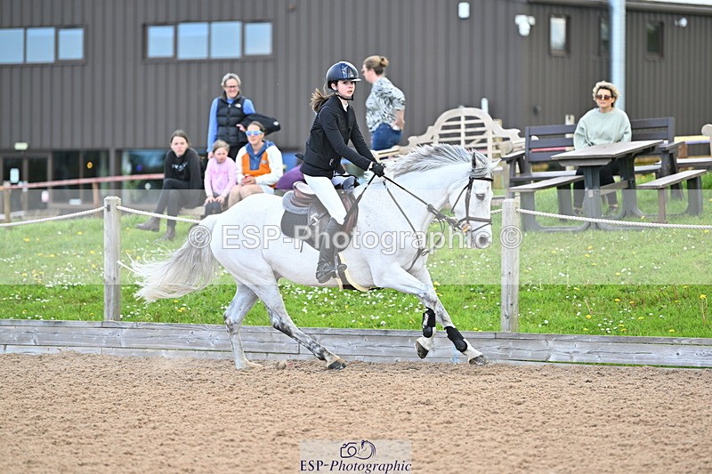 240504A-120223-01382 - Cls 3 Pony Discovery & 90cm Open