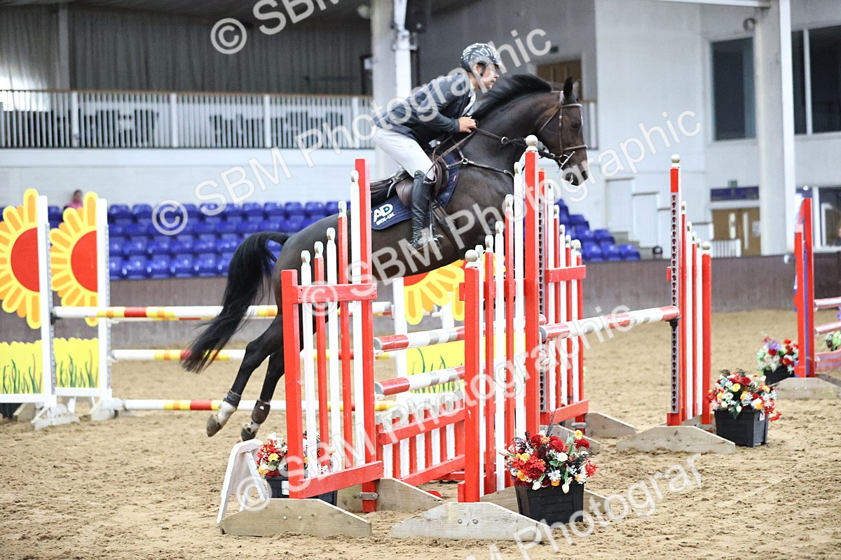 SBM_001282 - Class 5 - Blue Chip Pony Newcomers 1.00m Open