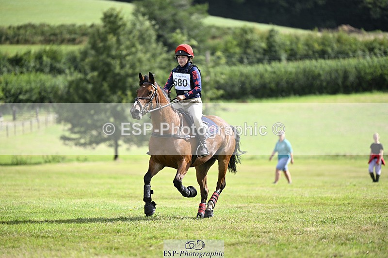 240825X-103944-31389 - 70cm XC 10.00 to 11.00