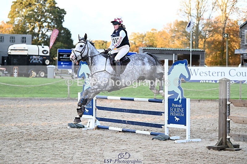 241117-155044-04895 - Cls 4 100-105cm