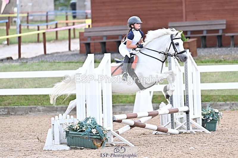 250729-145619-00040 - Clear Round and 60cm