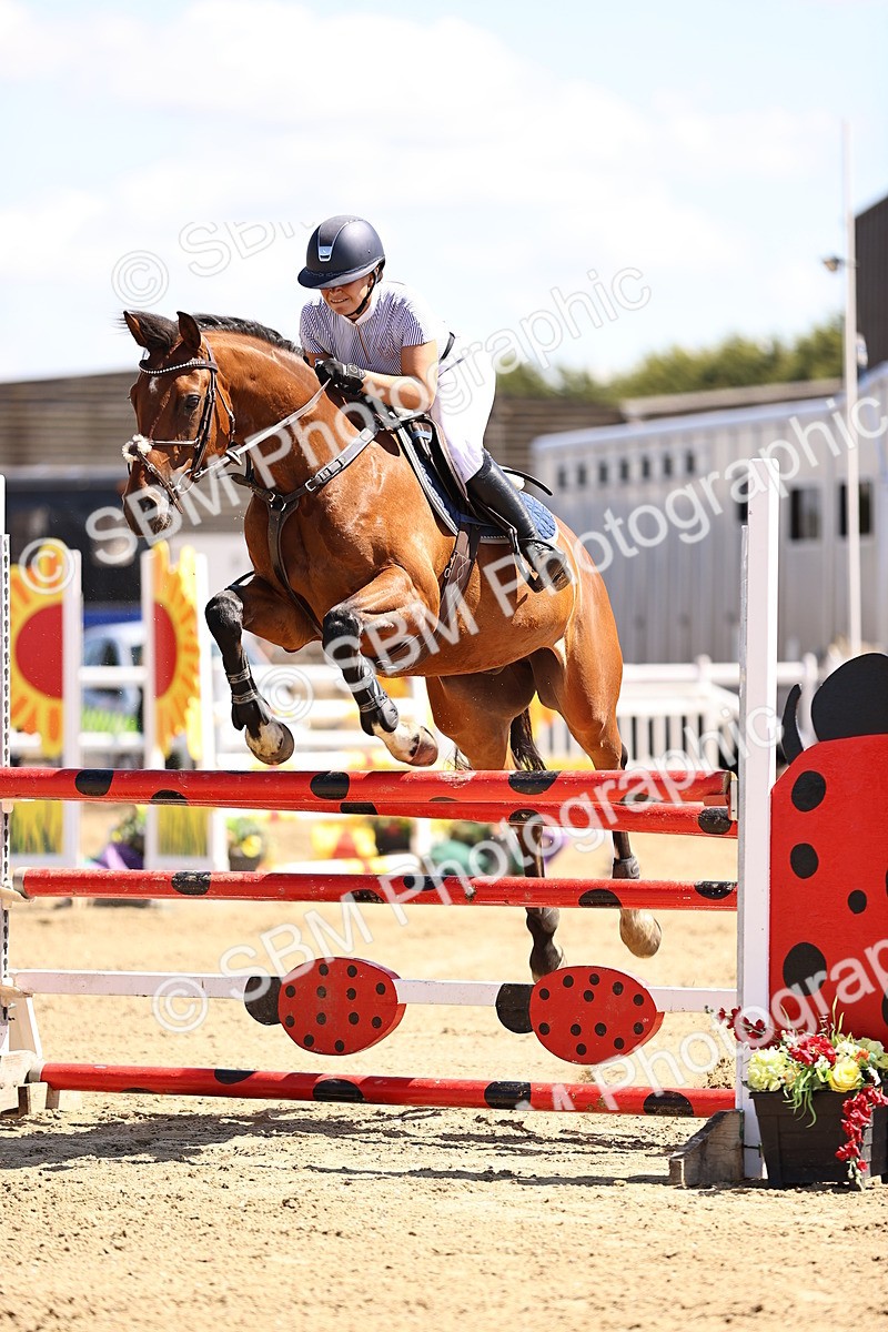 SBM_014867 - Class 15 - Senior Newcomers - 1.10m Open