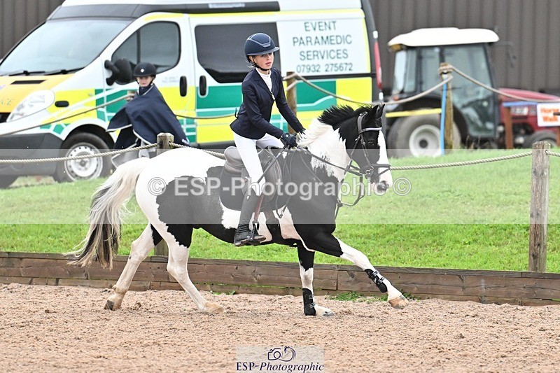 250920-161108-01846 - Cls 22 Pony Intro 90cm Derby