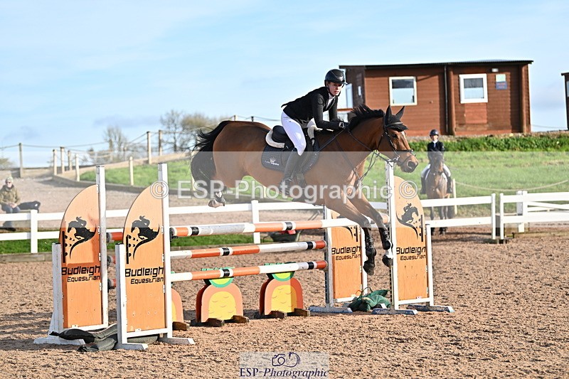 241113A-135830-00763 - Cls 05A&B Snr Fox & 1.20m Open