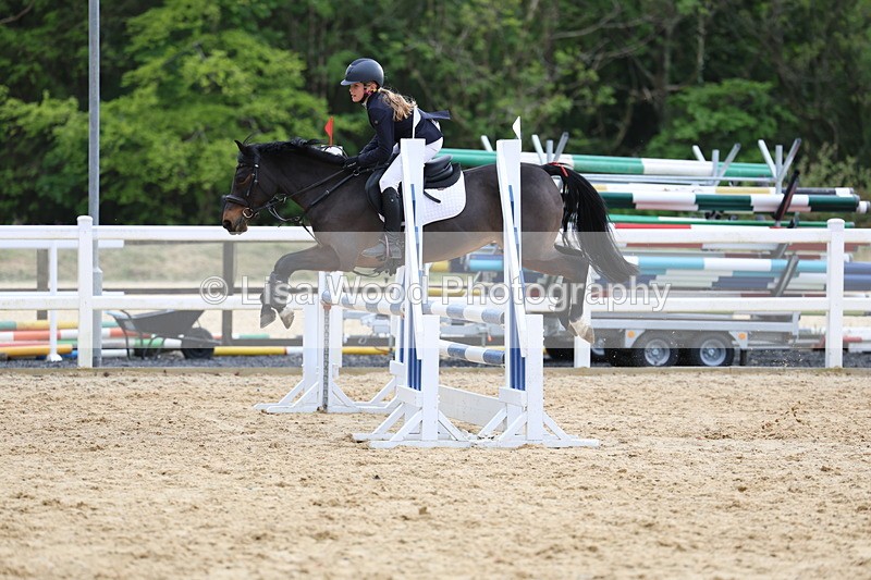 3E7A8453 - Class 12: Pony British Novice/80cm open