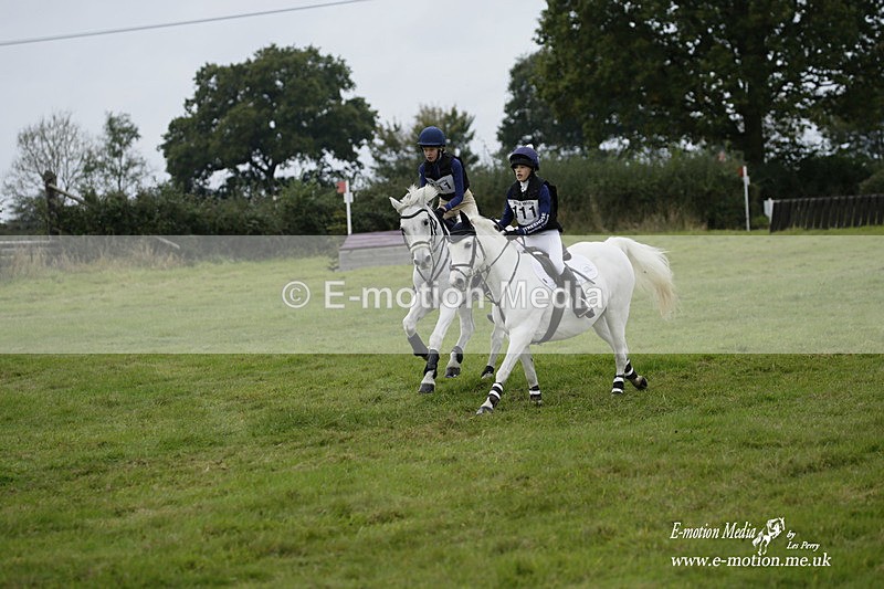  WWHT 171021 2130 - Novice Pairs (0.80m)  17/10/21
