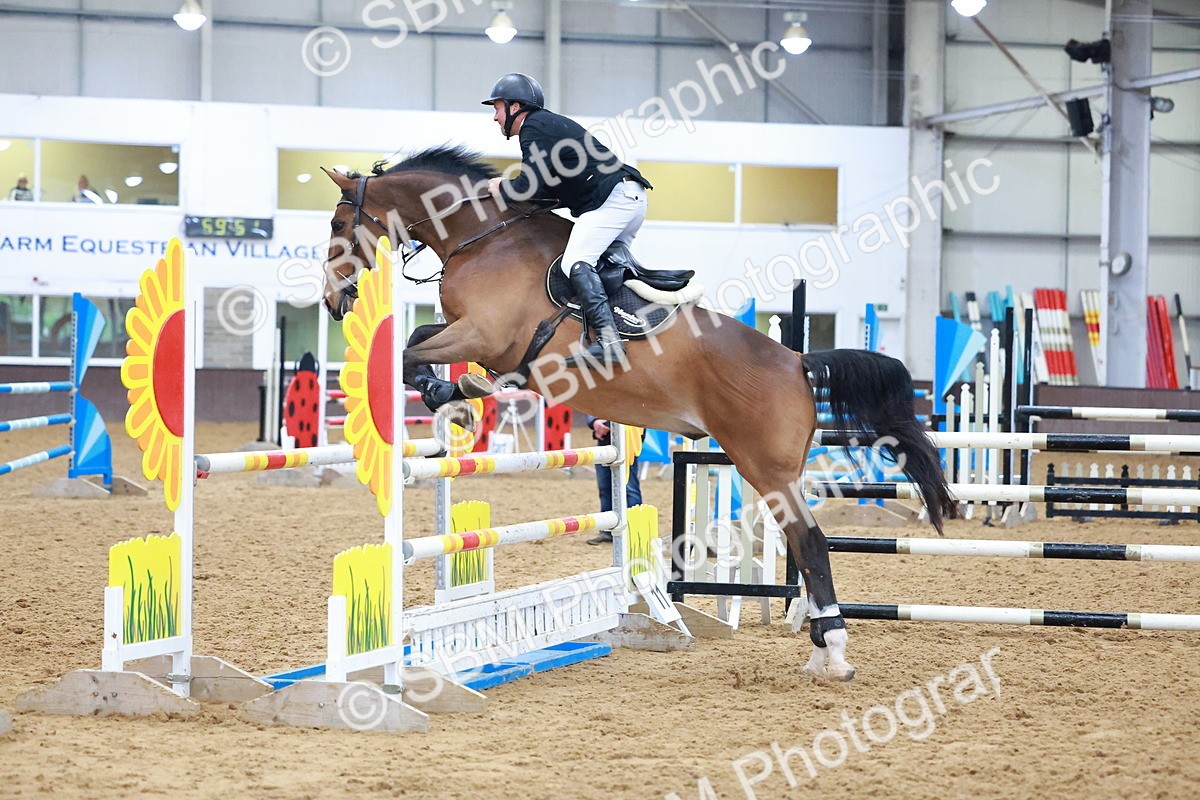 SBM_001811 - Class 4 - Senior Newcomers 1.10m