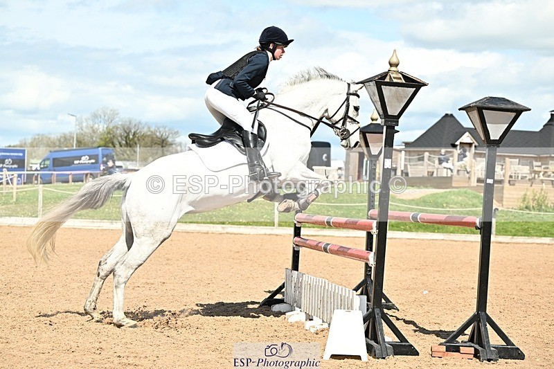 250416-134044-01190 - Cls 4 Newcomers and 1.10m