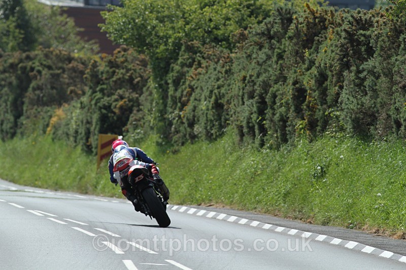 Lee Johnston - Bennetts.co.uk Lightweight TT