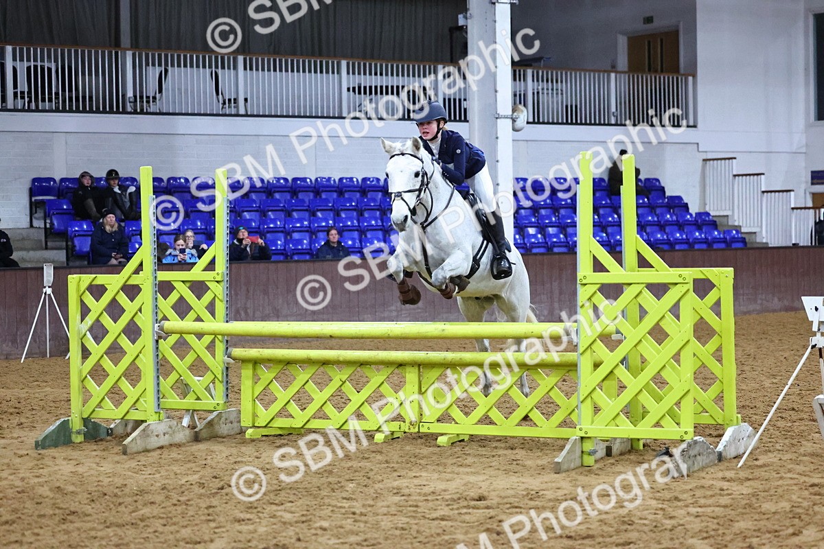 SBM_002775 - Class 6 - Holly & Ivy Stakes - 90cm