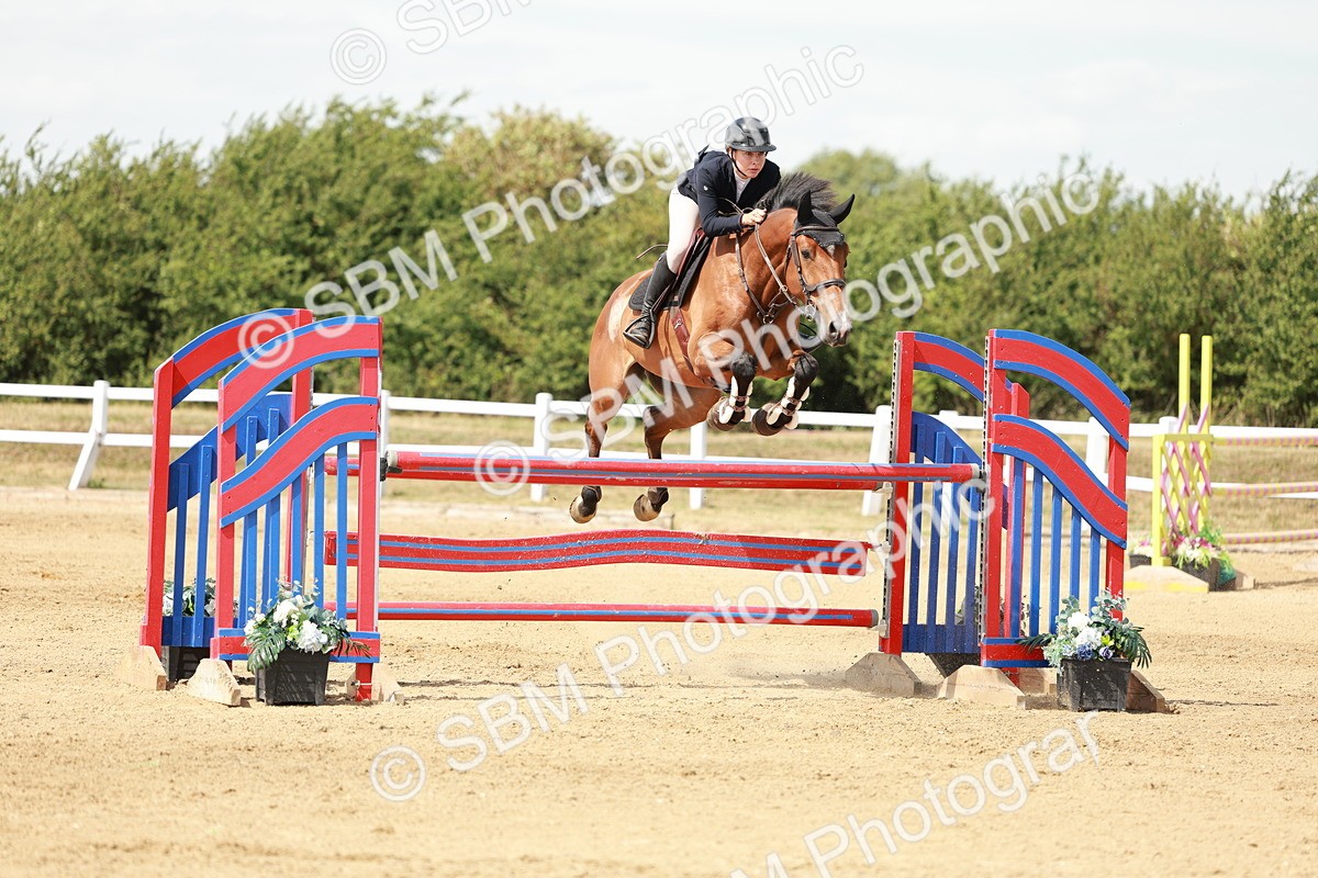 SBM_007932 - Class 4 - Senior Foxhunter - 1.20m Open
