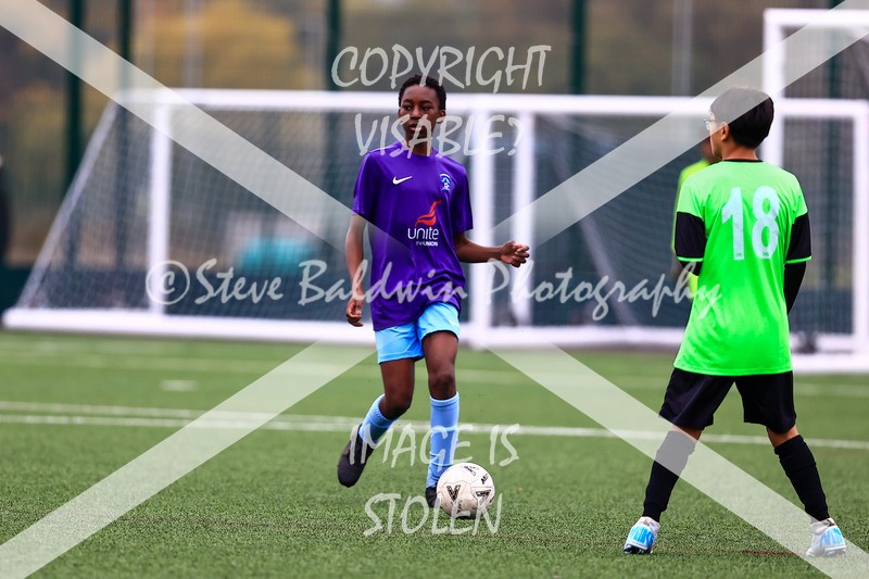 1DX30407 - 2025-10-12 FC Abbey Meads U14 Orange V Kingsdown Lions U14
